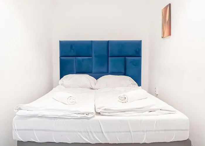 Apartment Belvedere Private In Shared Aprt - 12 Min From Center